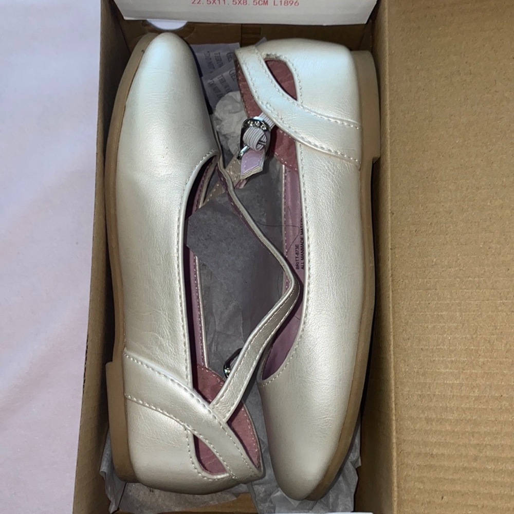 Size 12/ Ivory